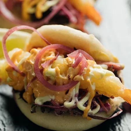 לינה וארוחת בוקר Galija 3*