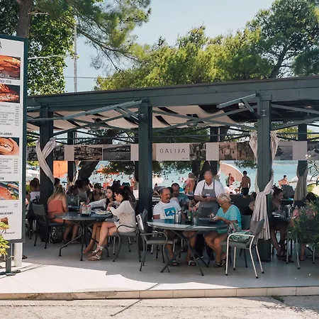 Bed and Breakfast Galija 3*